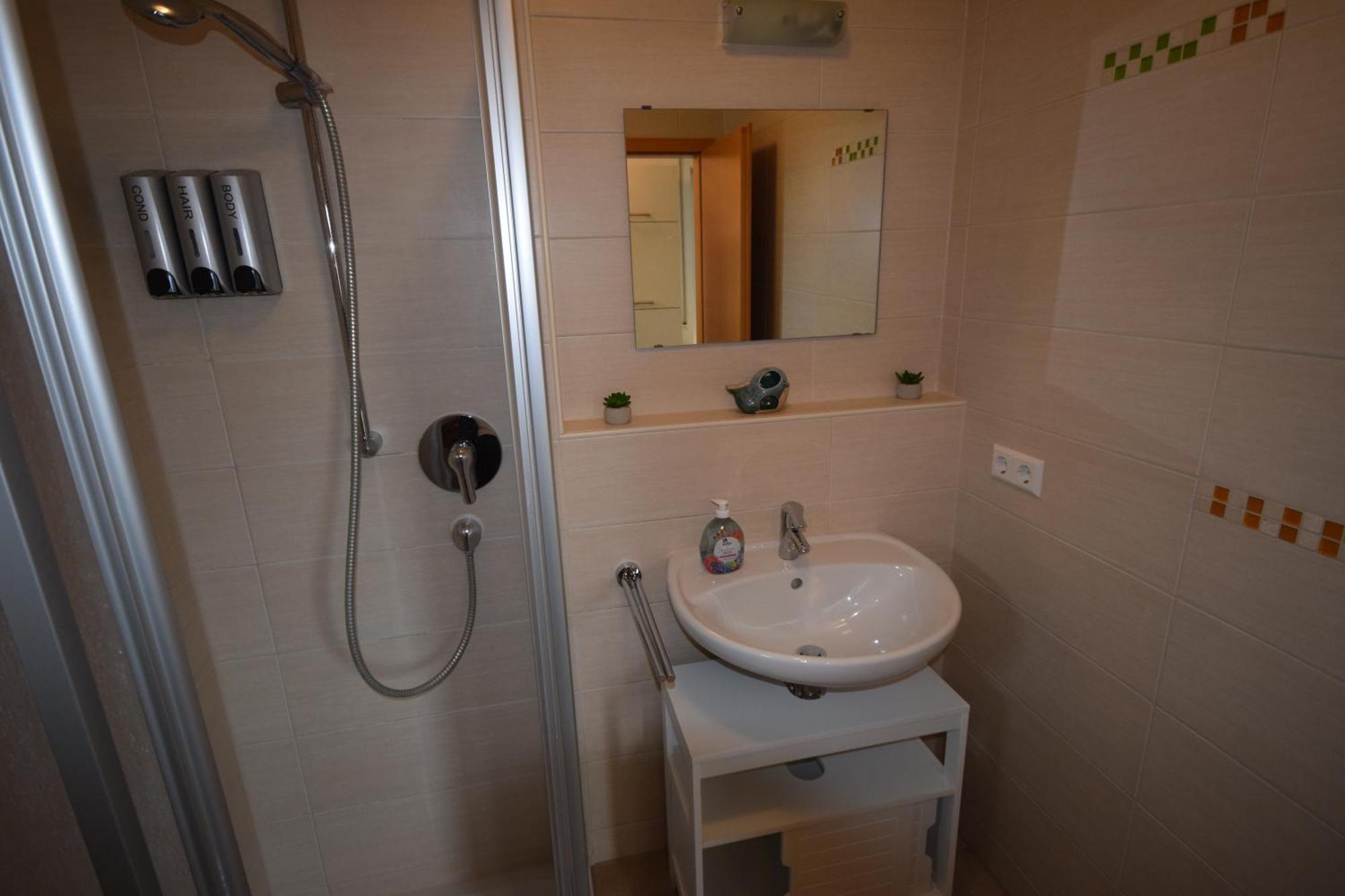 Nestwerk Komfort R23-13 - Balkon, Arbeitsplatz & Hochschulnaehe Biberach an der Riß Exteriör bild